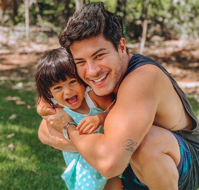 Arthur Aguiar fala sobre sua <I>transformação</I> e afirma: <I>Não quero que a minha filha encontre caras como um dia eu já fui!</I>