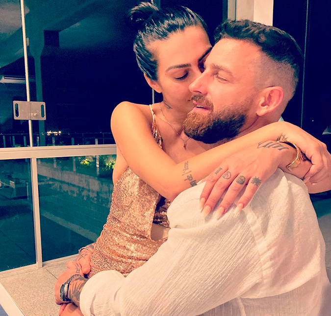 Cleo assume namoro com ex-affair e divulga a primeira foto do casal nas redes sociais; veja!