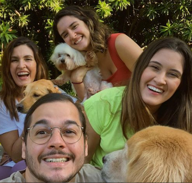 Filha de Fátima Bernarde e William Bonner, Beatriz Bonemer fala sobre relação com padrastos