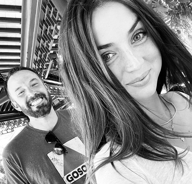 Ben Affleck teria se separado de Ana de Armas por não querer mais filhos, diz <i>site</i>