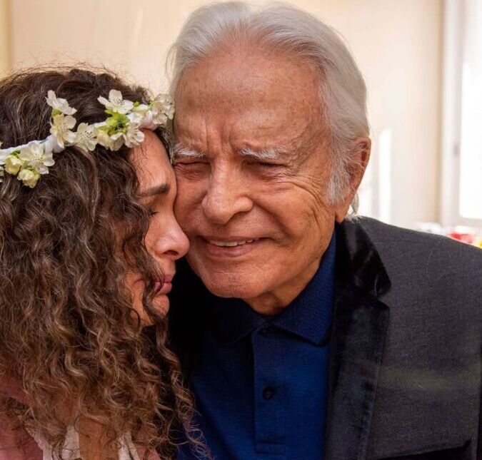 Cid Moreira celebra 20 anos ao lado da esposa, Fátima: <i>Não sei como explicar esse amor </i>