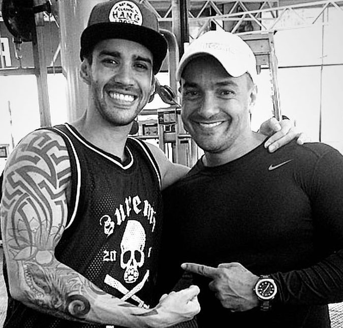 Após morte de <i>personal trainer</i>, Gusttavo Lima posta foto antiga para prestar homenagem