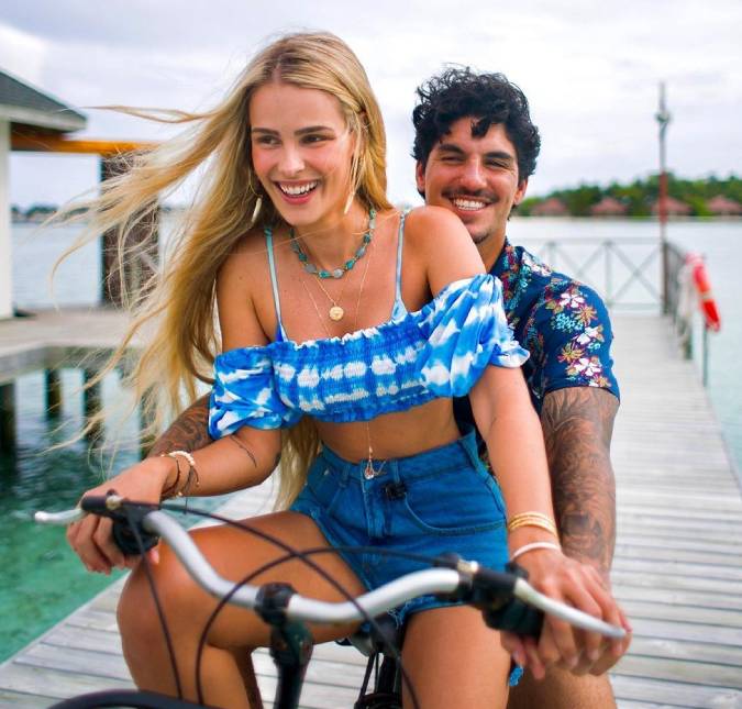 Yasmin Brunet fala sobre vida sexual com Gabriel Medina: <i>Demais</i>