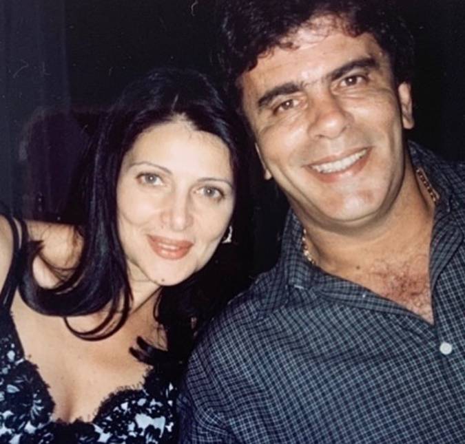 Sônia Lima revela que o marido, Wagner Montes, sofria ameaças ao apresentar programas policiais: <i>- Até colete à prova de balas ele usava</i>