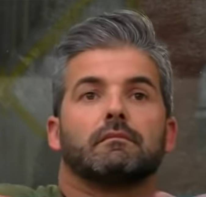 Participante do <i>Big Brother</i> de Portugal é expulso ao vivo após fazer gesto nazista no programa; assista