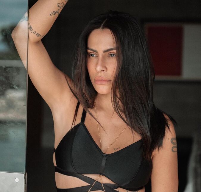 Cleo Pires faz desabafo sobre doença autoimune: <i> - Você fica sem forças</i>