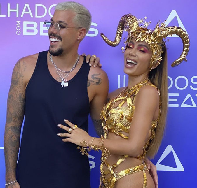 Após gravarem <I>reality</i>, Anitta e Lipe Ribeiro deixam ilha juntos em helicóptero