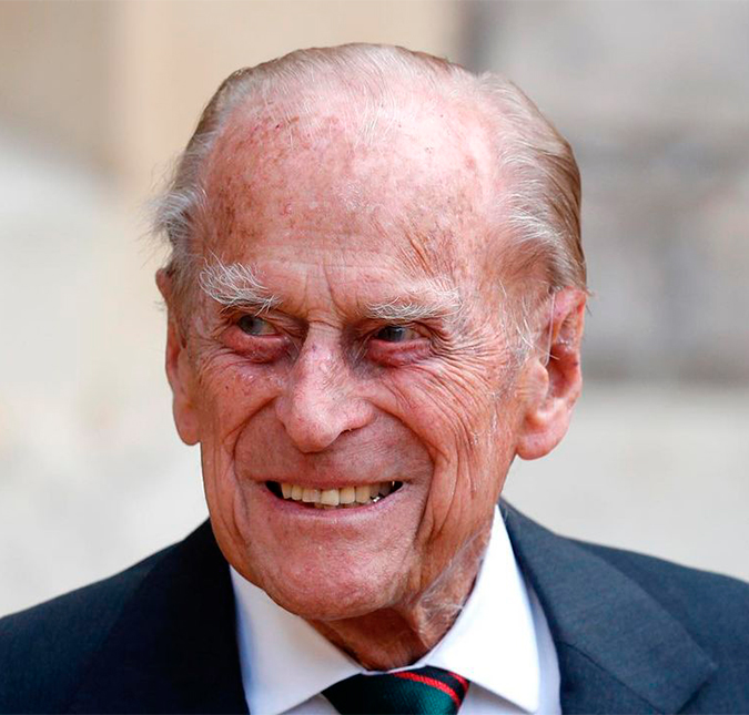 Aos 99 anos de idade, marido da Rainha Elizabeth II passa mal e é internado, diz <i>site</i>