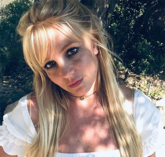 Apesar de ser <I>tratada como criança</I>, Britney Spears tem <I>100% de confiança de que terá o controle de sua vida de volta</I>, diz amigo