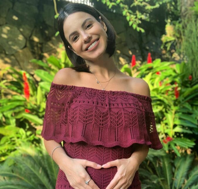 Sthefany Brito revela que filho de três meses teve que ser internado durante Carnaval: <i> Dois dias sem dormir</i>