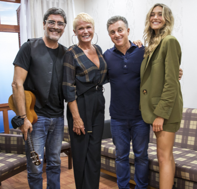 Xuxa Meneghel participa do <I>Caldeirão do Huck</i> e chora com homenagens