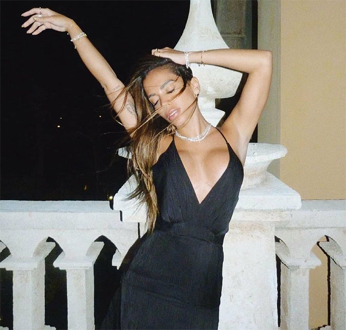 Amigo de Anitta, Rafa Uccman revela tatuagem que a cantora fez no bumbum: <I>- É bem pequeninha, super delicado</I>