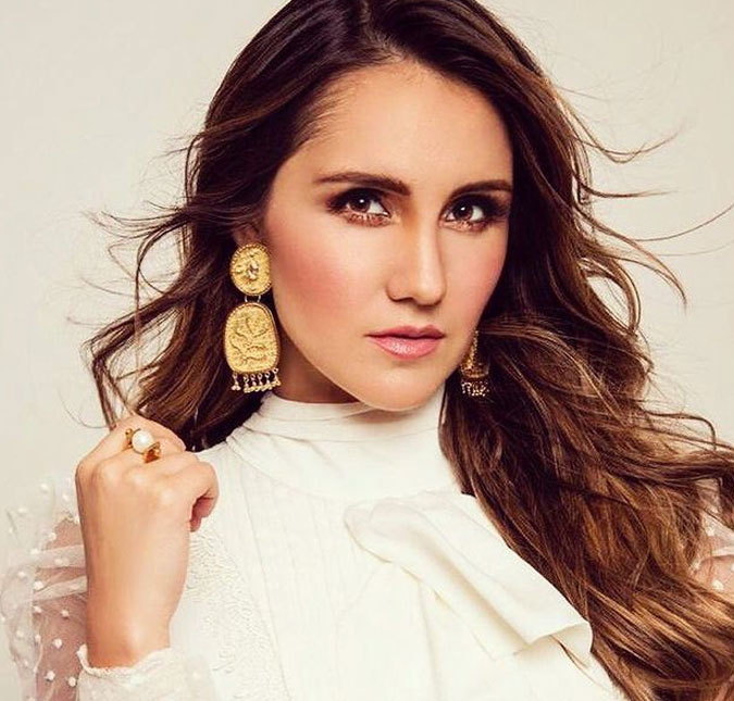 Dulce María conta que foi ignorada por colegas do <I>RBD</i> após se recusar a participar de <i>live</I>