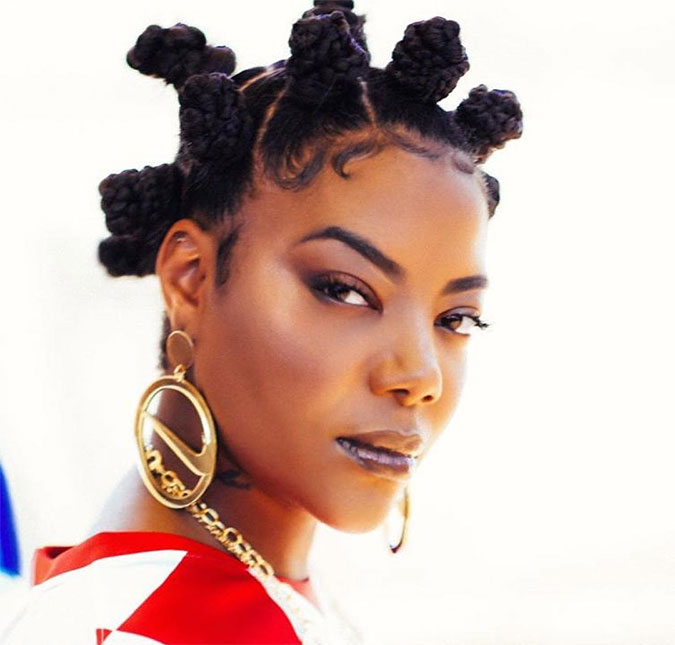 Ludmilla revela que precisou provar para colegas que estava fazendo sucesso: <I>- Voltei com a mochila cheia de dinheiro</I>