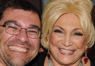 Filho de Hebe Camargo detona cinebiografia que conta a história de sua mãe: <i>- Eu não consegui ver aquilo, me revoltou demais</i>