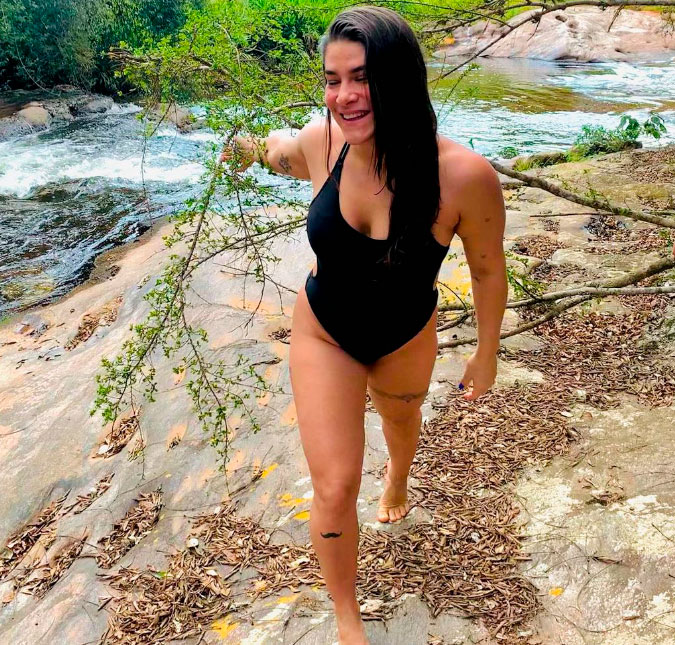 Com 25 tatuagens, Priscila Fantin se arrepende de algumas <i>tattoos</i> e inicia processo de remoção