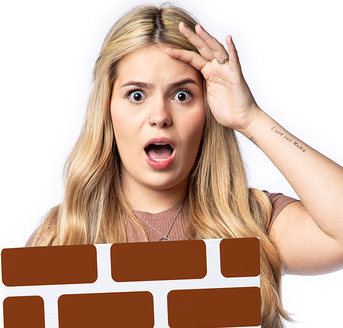 Após volta de Carla Diaz no <i>BBB21</i>, Viih Tube chora e lamenta frases ditas sobre a atriz: <i>- Eu chamei ela de chatinha</i>