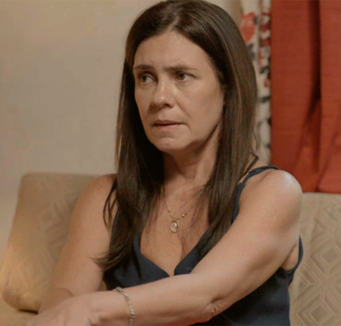 Adriana Esteves fala sobre reta final de <i>Amor de Mãe</i>: <i>- São 23 filmes eletrizantes</i>