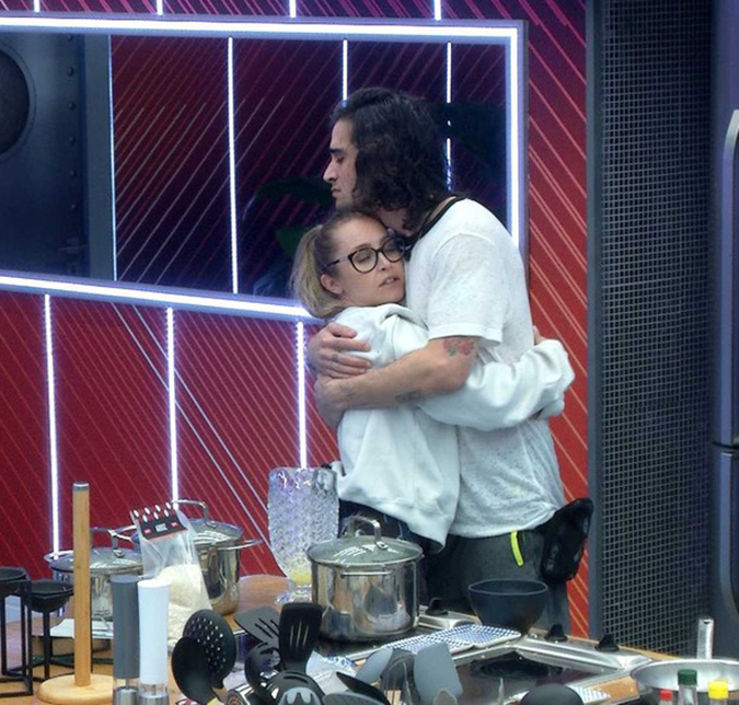 Fiuk e Carla Diaz deixam a prova do líder no <i>BBB21</i> após quase nove horas de disputa e estão no paredão