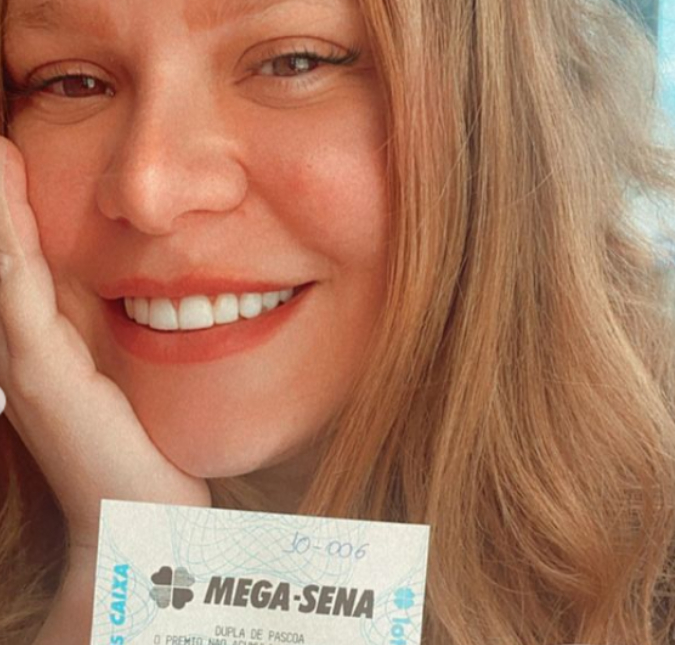 Ex-<I>BBB</i>, Paulinha Leitte, ganha na loteria pela 47ª vez