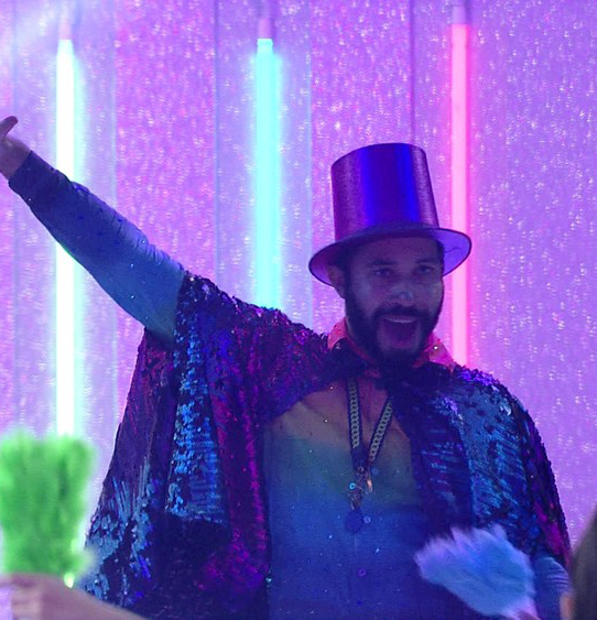 Em noite de festa no <i>BBB21</I>, Caio sonda Gil sobre Juliette e líder fica na dúvida se deve vetá-la de prova; veja o que rolou!