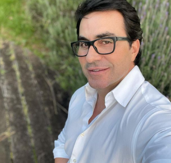 Durante <I>live</i>, Padre Fábio de Melo revela que já teve um vício