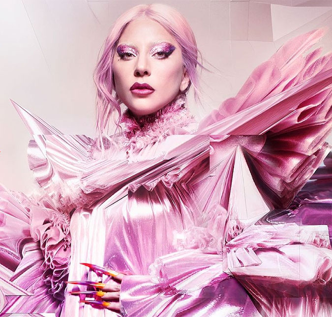 No estilo <I>Chromatica</I>, Lady Gaga enaltece a liberdade criativa em novo comercial; assista!