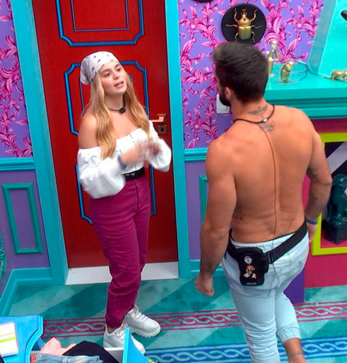 Com medo de ser vista como incoerente no <i>BBB21</i>, Viih Tube se contradiz ao falar sobre voto de Arthur: <i>Iludida</i>