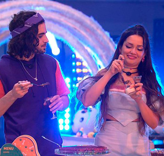 Fiuk flerta com Juliette em festa no <i>BBB21</i> e Arthur brinca com Gil: <i>Vou morder seu bumbum</i>!