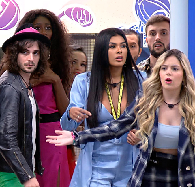 Após trollagem da produção, elenco do <i>BBB21</i> erra o dia do paredão e ganha festinha surpresa; entenda!