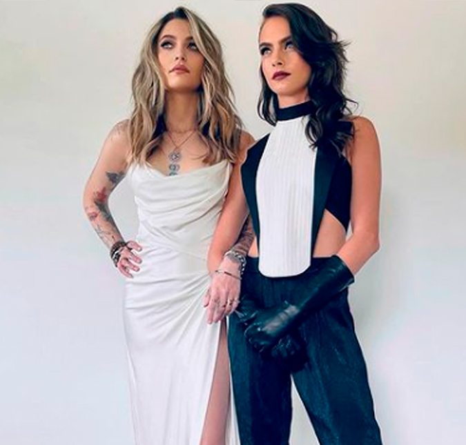 Paris Jackson e Cara Delevigne mostram tatuagens iguais e são vistas juntas em festa; saiba mais!