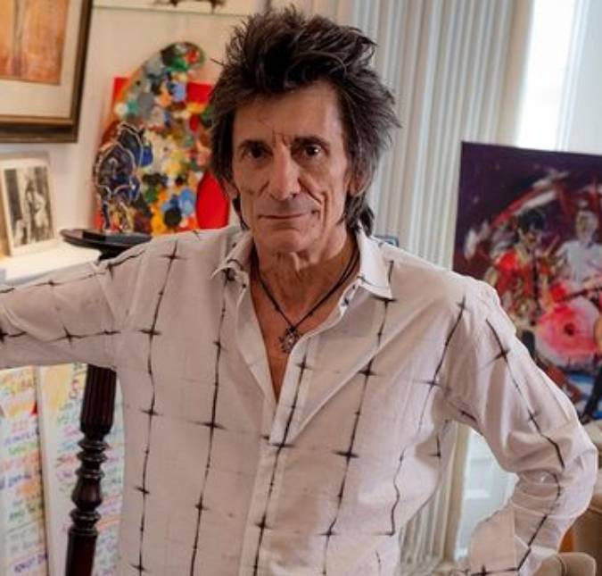 Ronnie Wood, guitarrista dos <i>Rolling Stones</i>, lutou contra o câncer pela segunda vez durante a pandemia