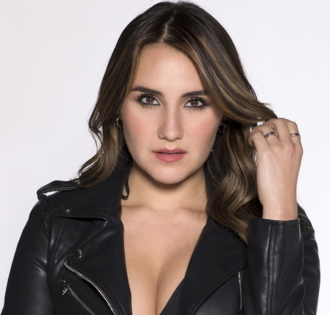 Dulce María revela que pensa em escrever filmes no futuro, entenda!