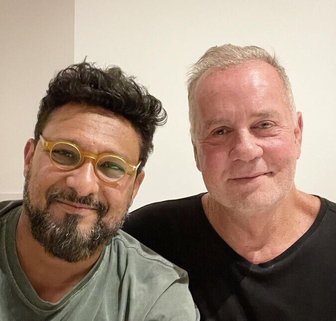 Marido De Luiz Fernando Guimaraes Conta Como Esta A Vida Apos A Adocao Dos Filhos Eles Amam Ter Dois Pais Estrelando
