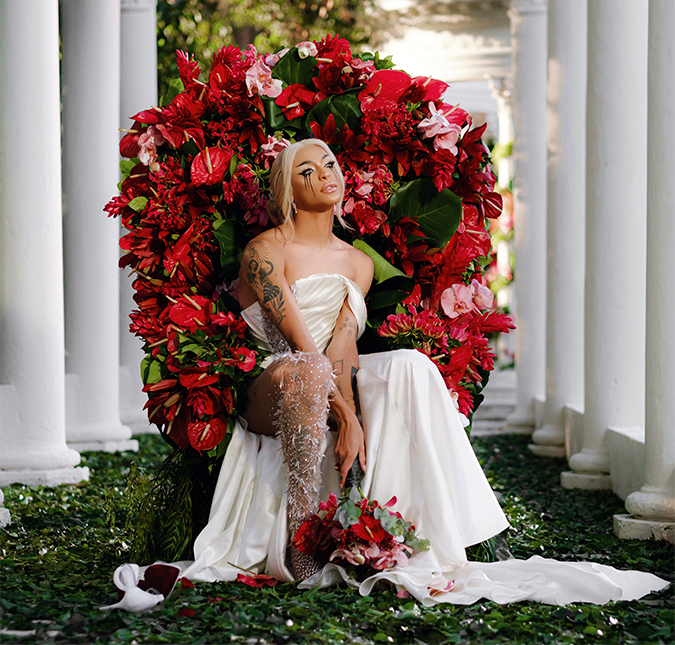 Pabllo Vittar divulga capa oficial da nova música <i>Ama, Sofre e Chora</i>; confira!