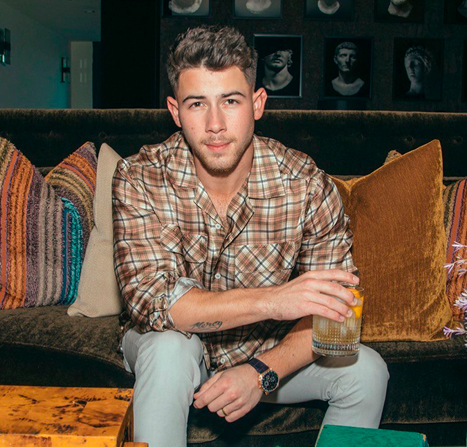 Nick Jonas será o apresentador do <i>Billboard Music Award 2021</i>