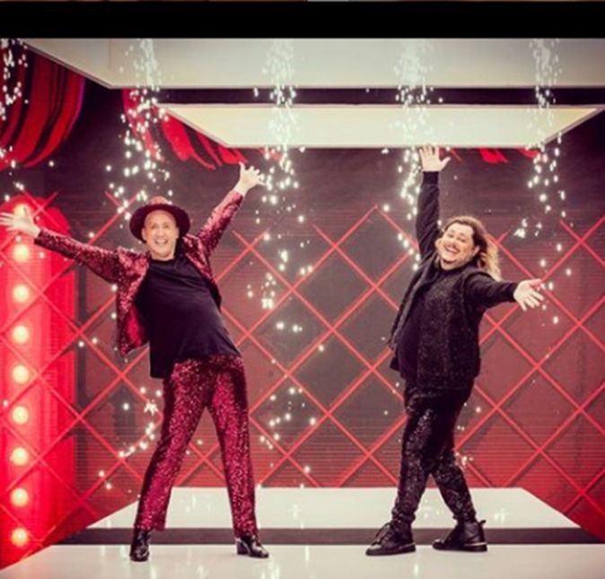 Foi em 220 Volts, quando ele interpretava vários personagens e inclusive ele mesmo, que ele começou a ganhar visibilidade, tendo, inclusive, feito um especial com a mesma pegada como especial de fim de ano na Globo em 2020.