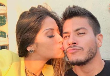 Arthur Aguiar e Mayra Cardi voltam a morar juntos!