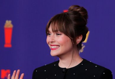 Confira os <i>looks</i> do tapete vermelho do <i>MTV Movie Awards 2021</i>