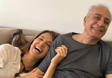 Poliana Abritta lamenta a morte do pai por leucemia: <i>A despedida mais sofrida</i>