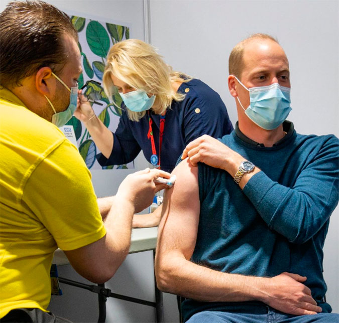 Príncipe William recebe a primeira dose da vacina contra a Covid-19; veja!