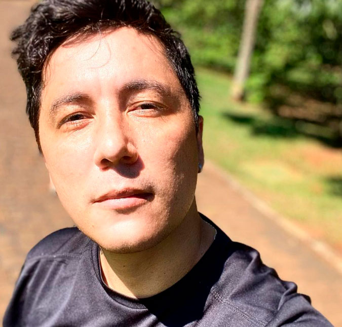 Jhean Marcell, integrante do <I>Br'oz</I>, é intubado por complicações da Covid-19