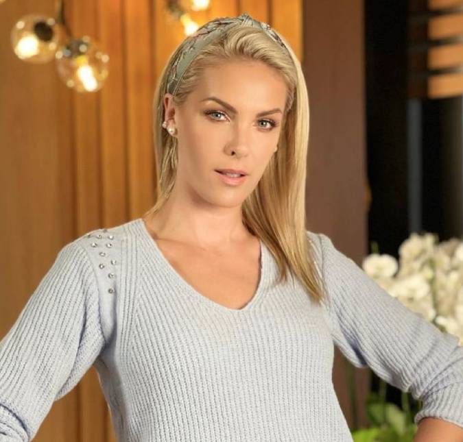 A modelo e apresentadora alcançou o sucesso muito nova e consegue se manter no topo há mais de duas décadas