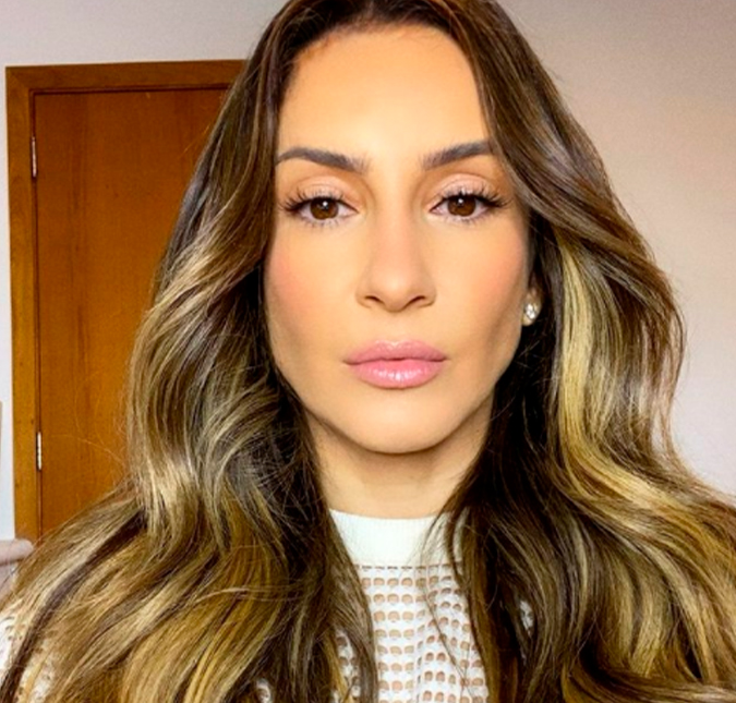 Claudia Leitte pede desculpas após declaração polêmica: <i>Não usei da ferramenta que eu tenho para fazer alguma diferença</i>