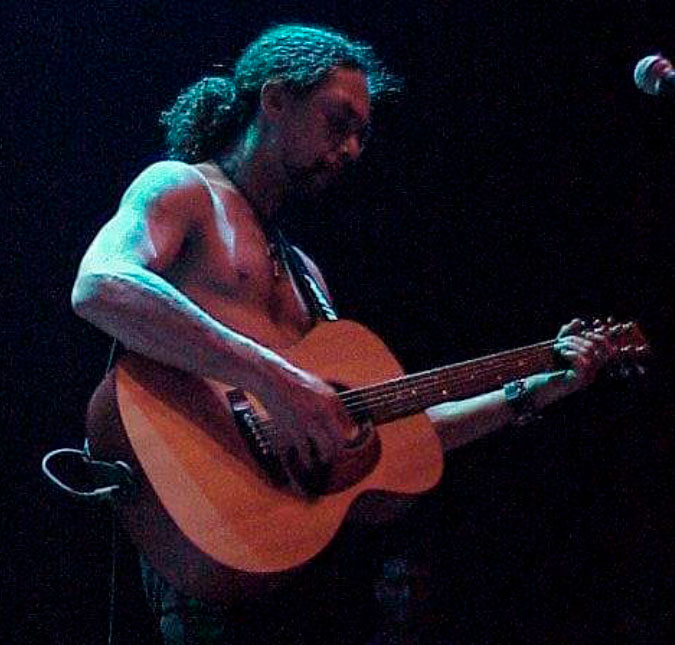 Mulher de ex-guitarrista do <i>Capital Inicial</i> acusa músico de agressão; entenda!