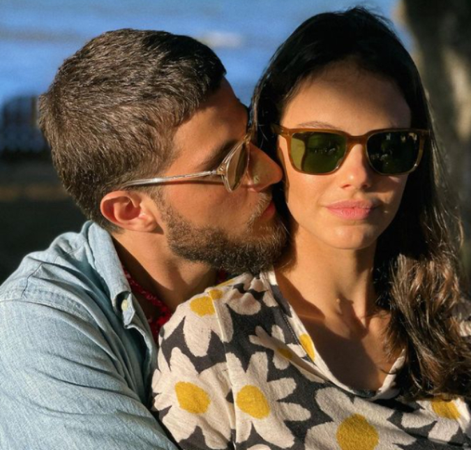 Laura Neiva e Chay Suede vão participar do <I>Conversa do Bial</i> e falam sobre o rótulo e casal modelo