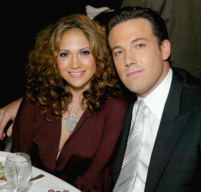 Pai de Ben Affleck se manifesta sobre romance do filho com Jennifer Lopez: <i>- Nunca ouvi falar de todo esse absurdo</i>