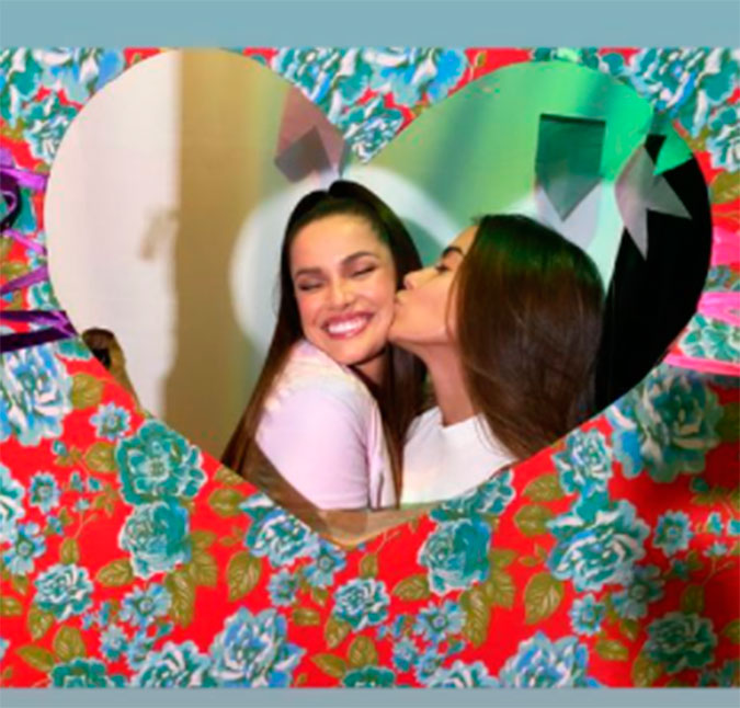 Juliette e Anitta se encontram pela primeira vez: <i> - Vim cobrar o aluguel</i>