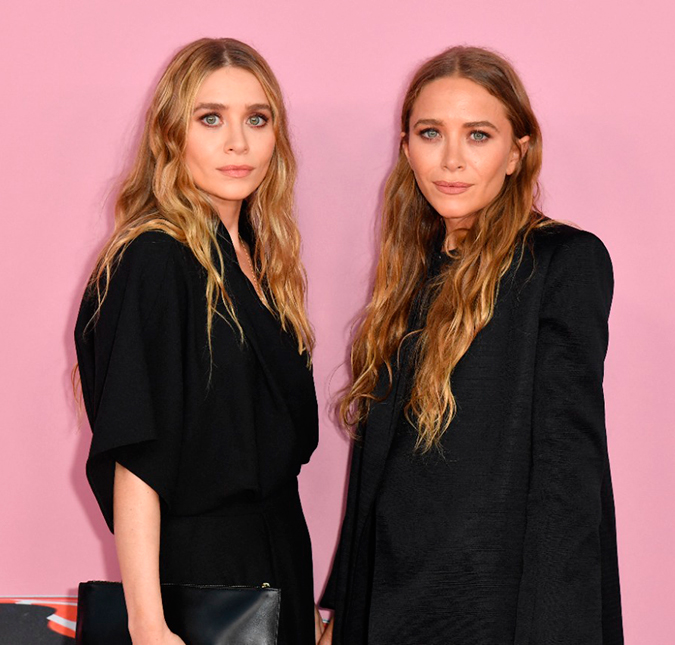 Em rara entrevista, Mary-Kate e Ashley Olsen explicam que foram criadas para serem <i>discretas</i>