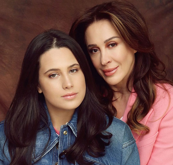 Claudia Raia e a filha, Sophia, comentam sobre a experiência de dublarem juntas o filme <i>Luca: - Foi uma delícia. A gente se diverte horrores</i>